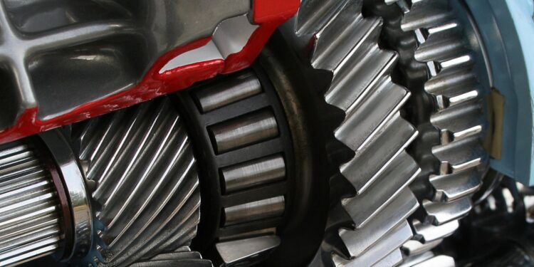 wibracji skrzyni biegów w czasie cofania